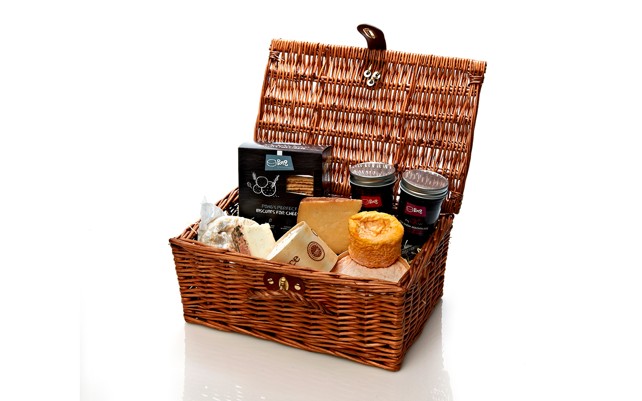 Corporate Gift Hampers: The Ultimate Guide to Impress Your Clients