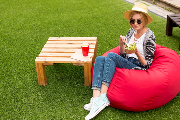 Trendy Solution for Outdoor Lounging