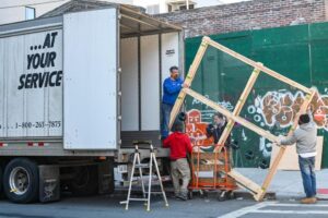 DIY vs Professional Movers