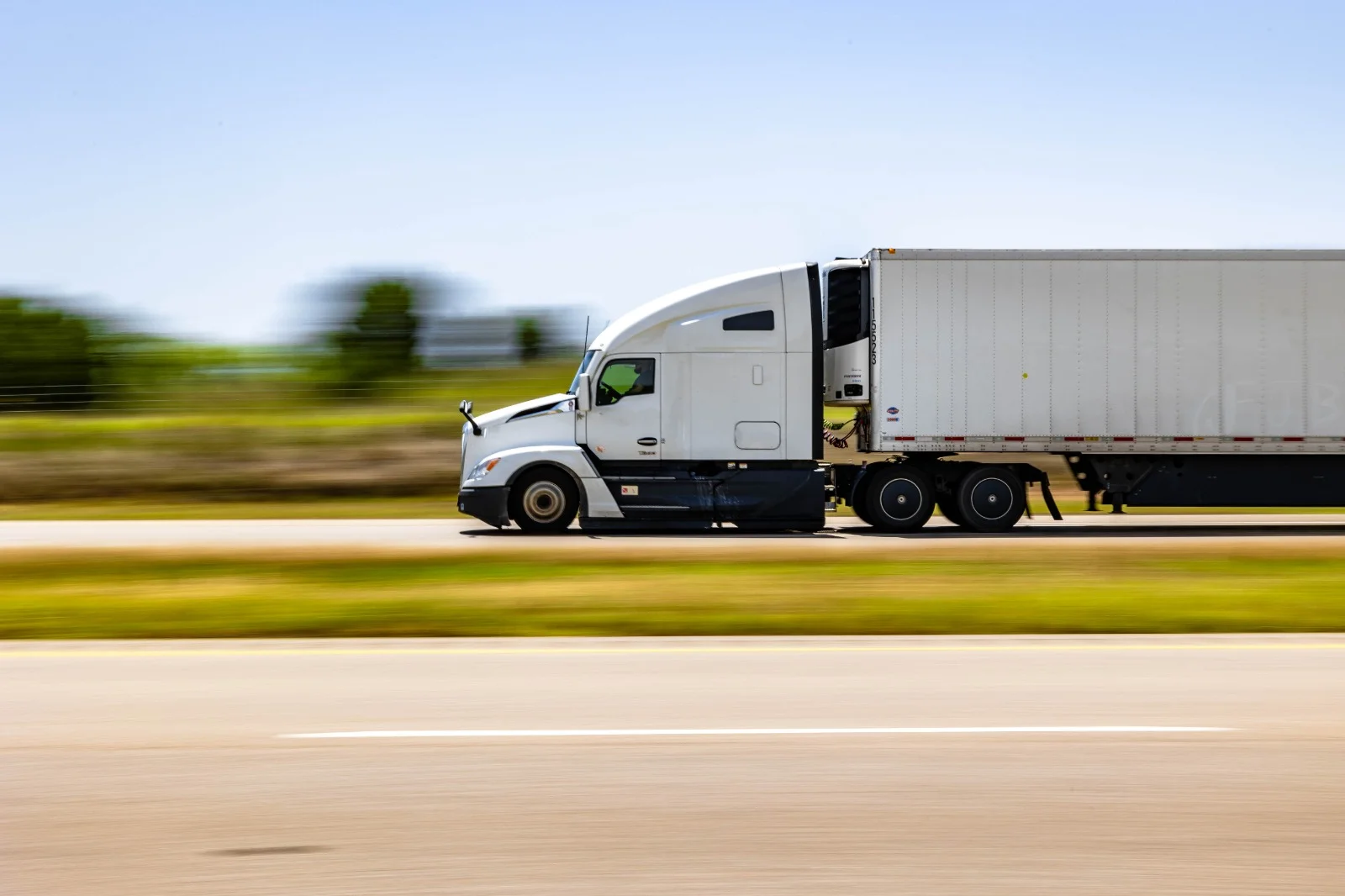 Optimising Your Fleet with Advanced Fleet Tracking Solutions