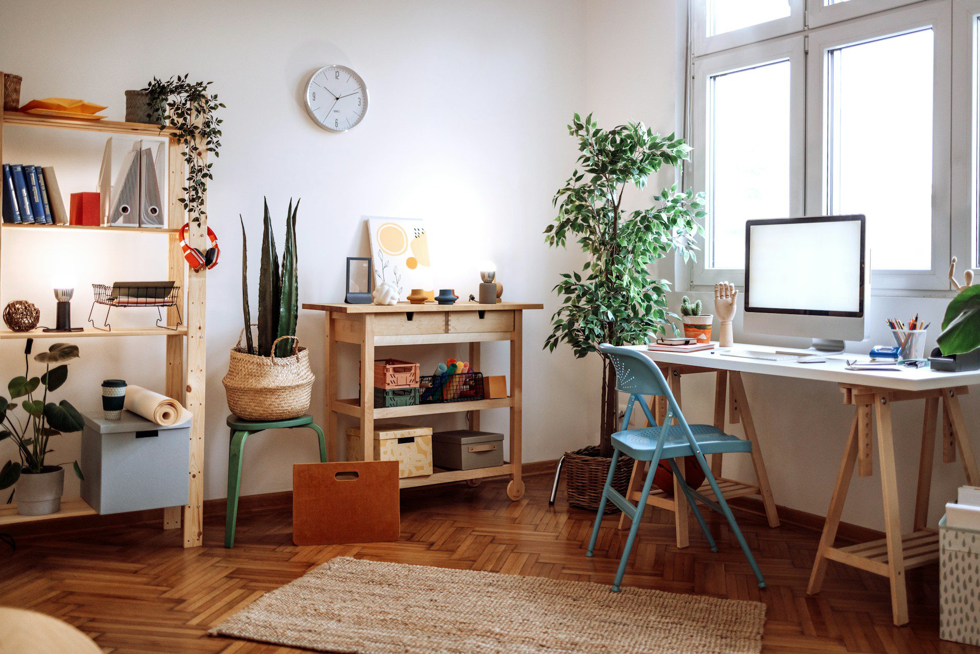 Make Small Spaces Look Massive With These 7 Decorating Tips