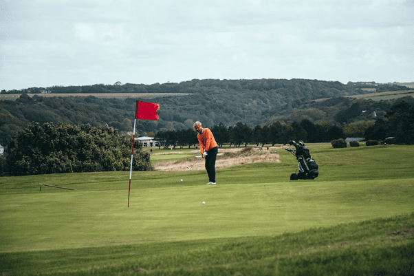 When is the Best Time of Year to Play Golf?