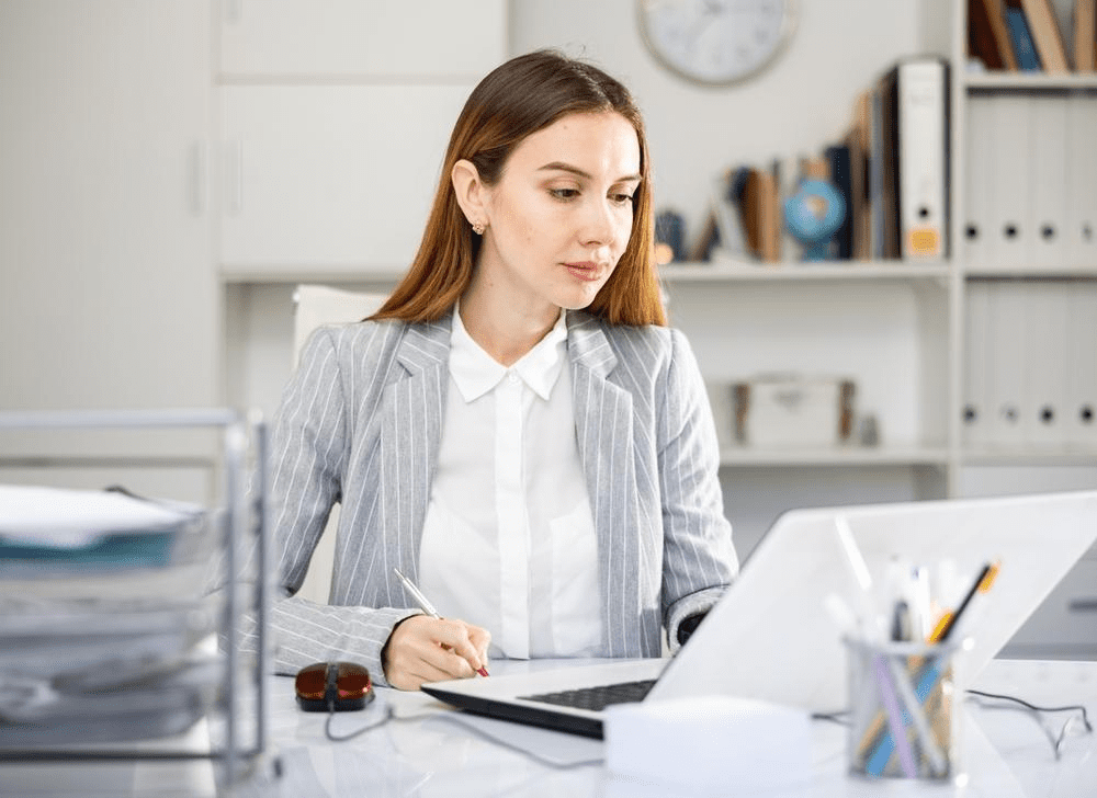 10 Bookkeeping Mistakes That Can Trigger a Business Audit (And How to Avoid Them)