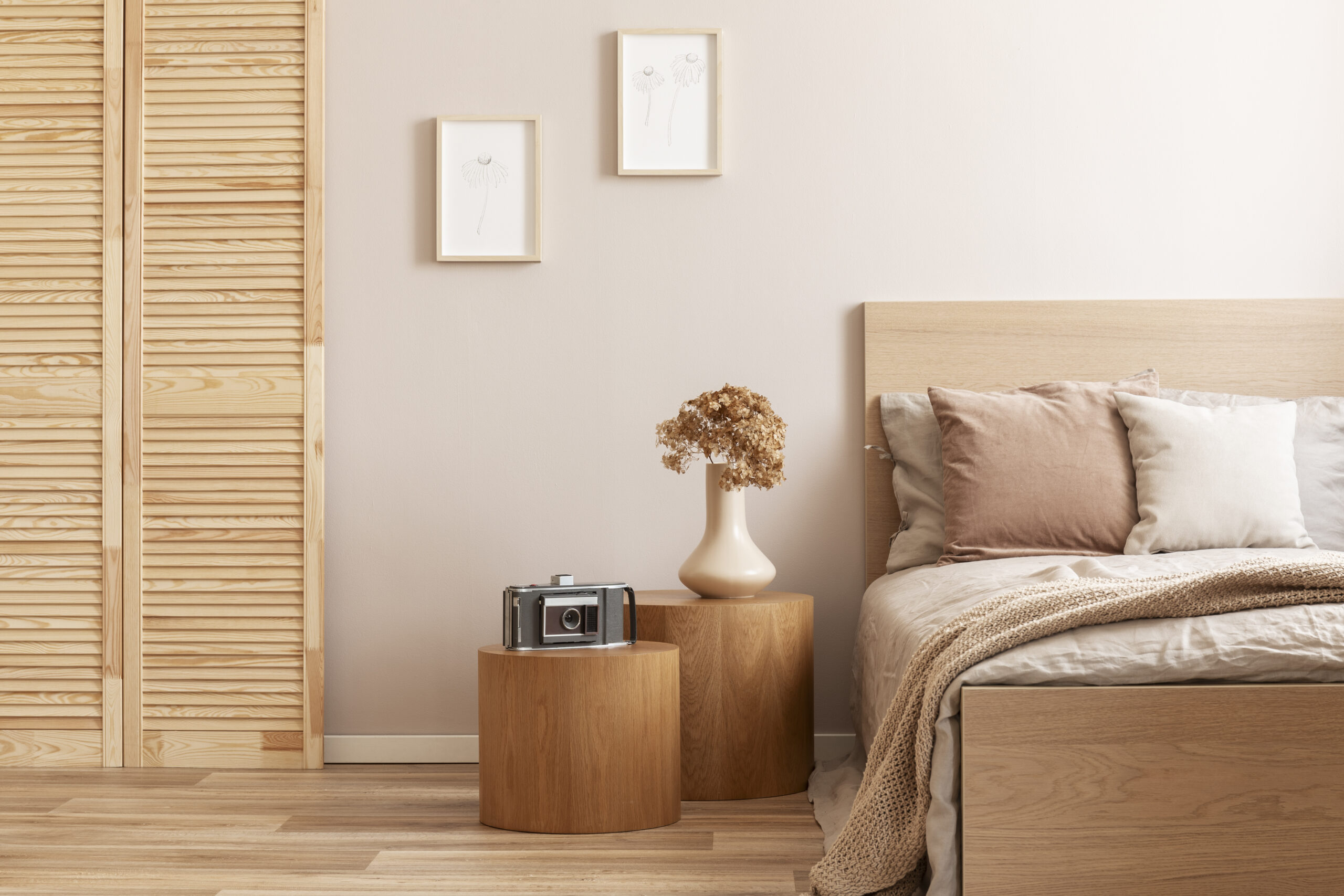 How to Refresh Old Bedding on a Student Budget